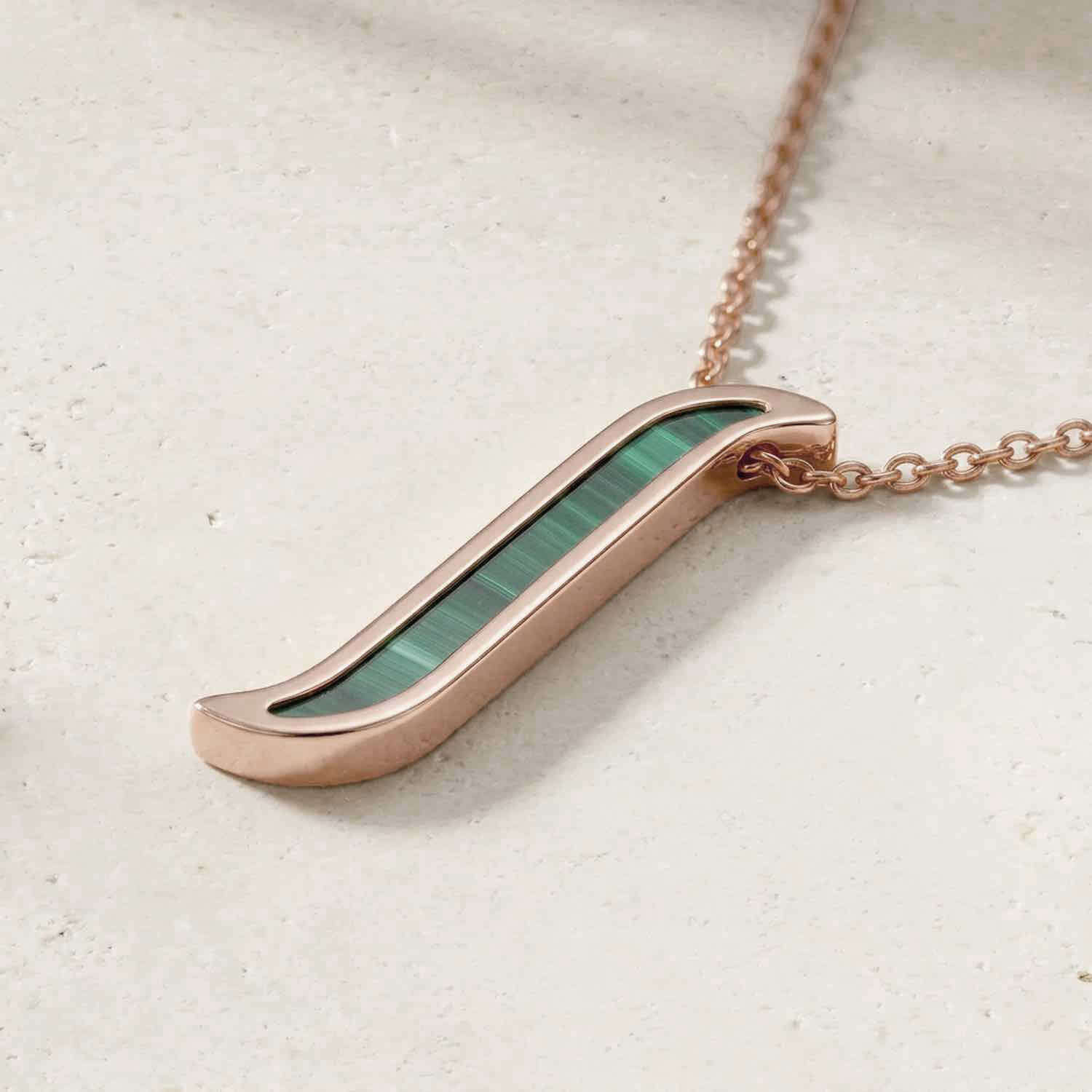 Pendentif de la collection Alif de Damas Jewellery
