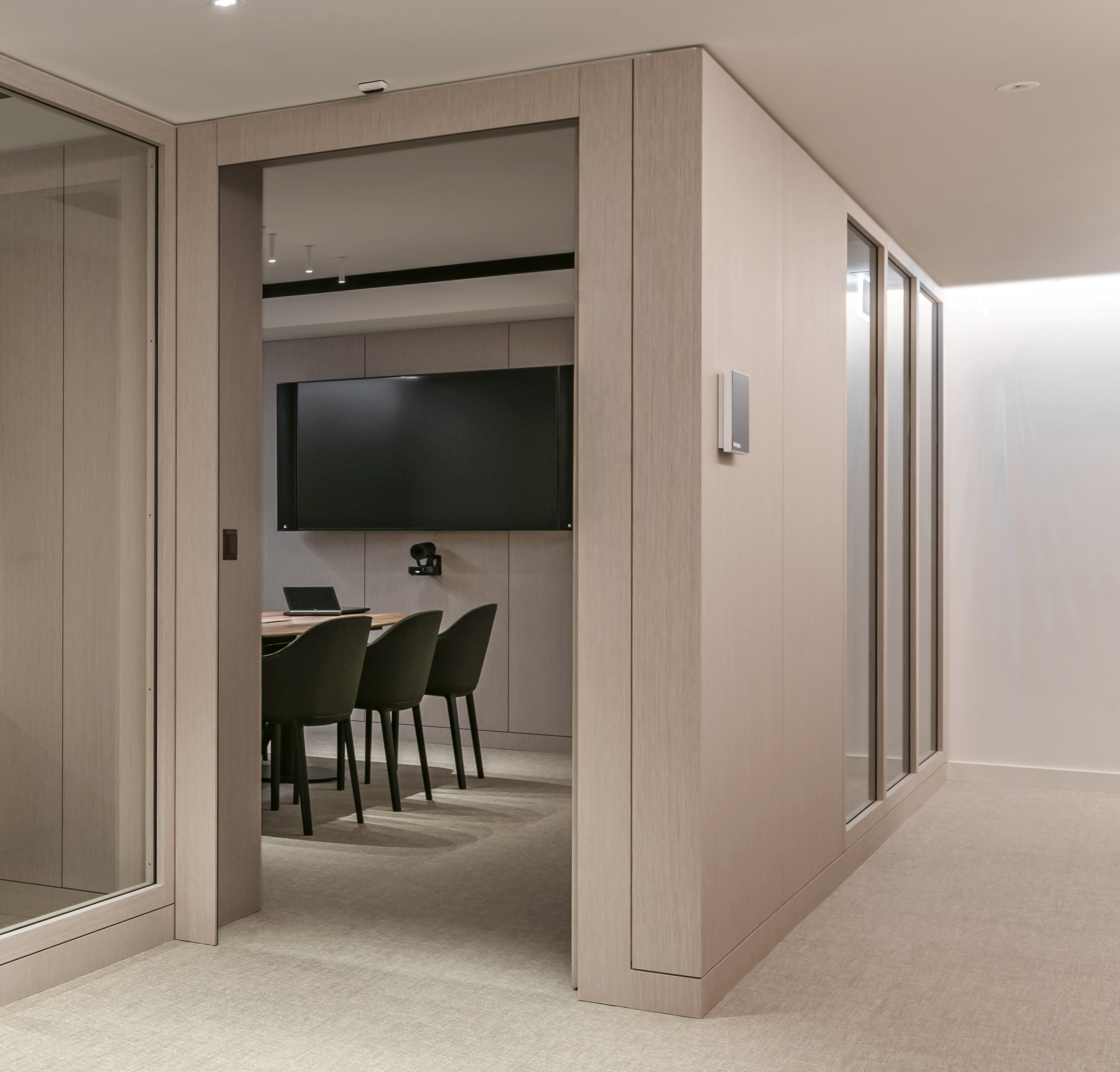 Banque privée à Genève — détail architectural 08