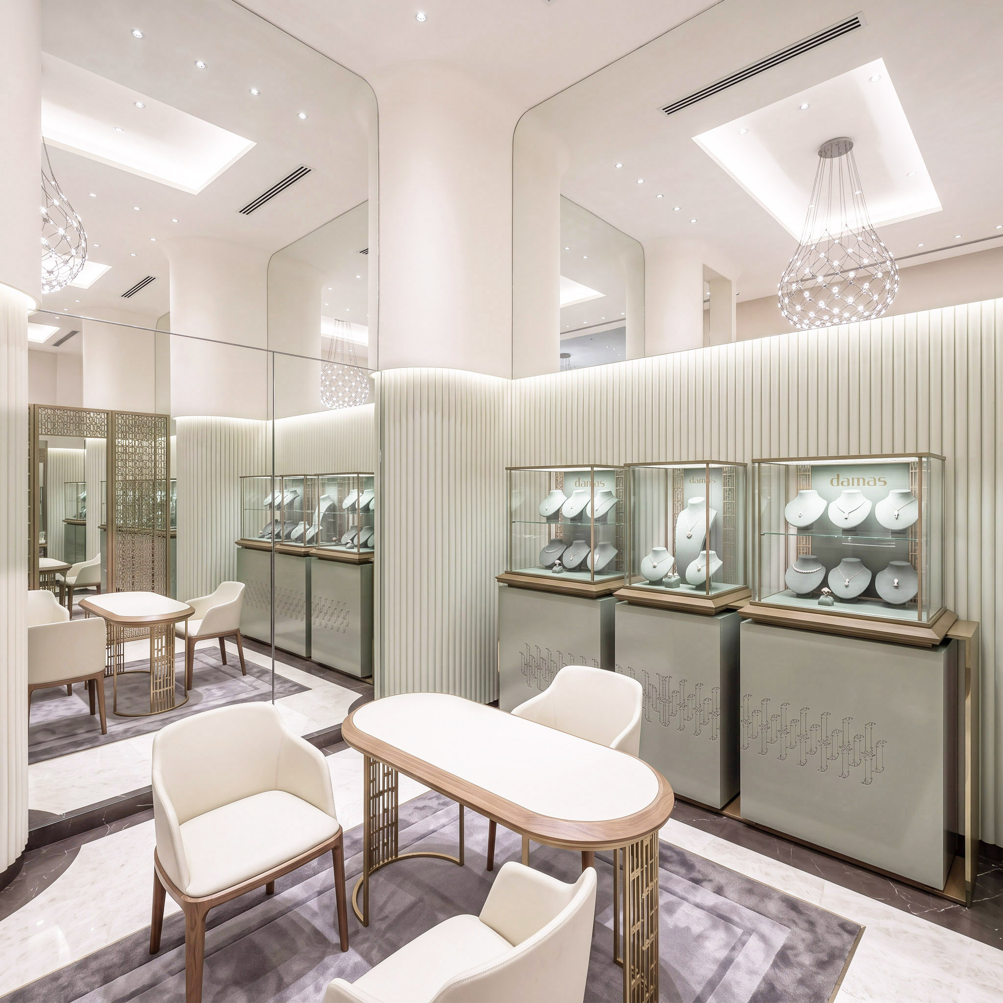 Damas — espace de consultation et miroirs