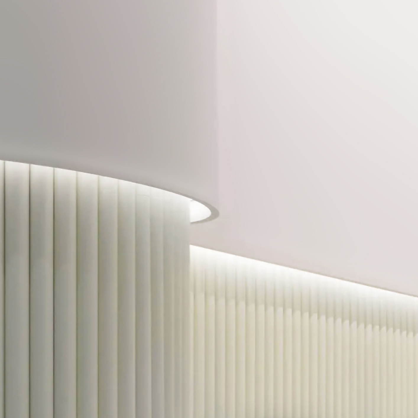 Damas — détail fluted wall
