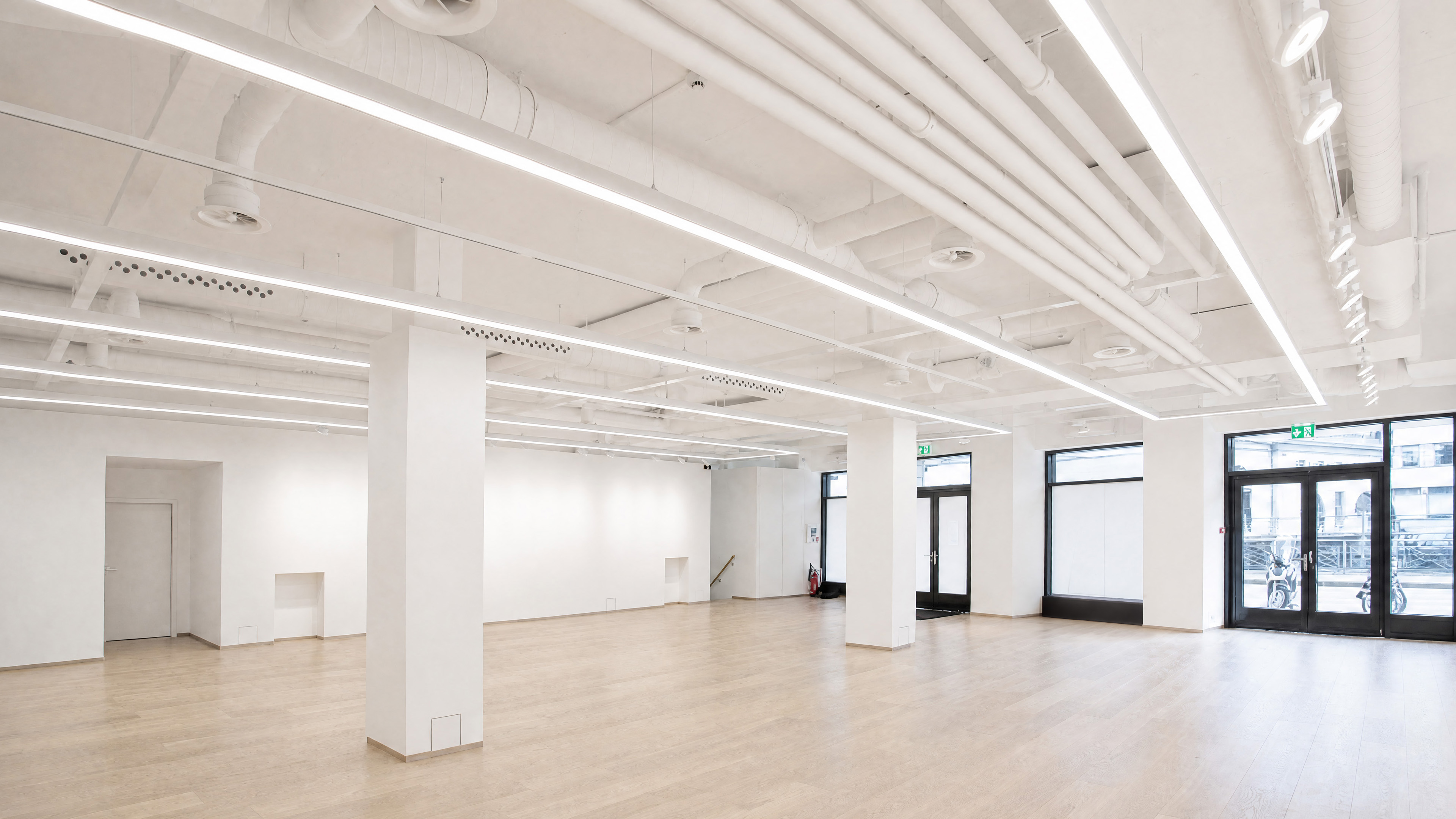 Galerie d’art internationale à Genève — espace d’exposition, vue 06